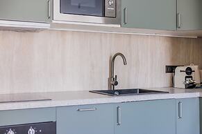 Renovated Studio rue du Roi de Sicile / Marais