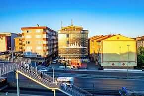 MELISA SUIT RESIDENCE