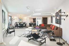 Luxurious 3br/6p Apartment With Terrace - First Croisette Cannes