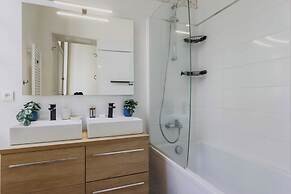 Apartment in Notre-dame Cathedral