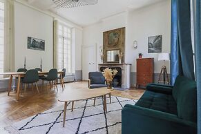 Apartment in Notre-dame Cathedral