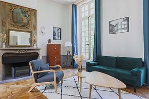 Apartment in Notre-dame Cathedral