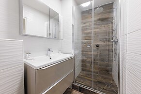 Urban Refuge in the Heart of the Marsh 1bdr / 3P