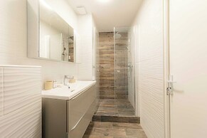 Urban Refuge in the Heart of the Marsh 1bdr / 3P