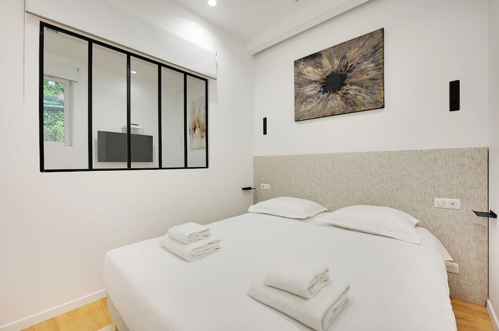 Charming Apartment - 3br/8p - Sentier