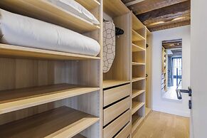 Parisian Duplex Cocoon in Saint-germain-des-pres