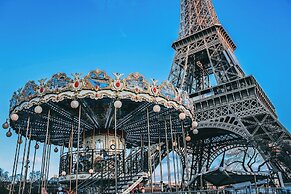 Elegant and Modern Apartment 3bd/ 6P - Eiffel Tower