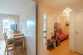 Charm 2 Rooms With Parking in Heart of Deauville