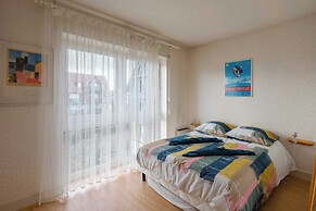 Charm 2 Rooms With Parking in Heart of Deauville