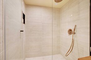 Sublime 3 BDR Renovated by Architect - Bon Marche