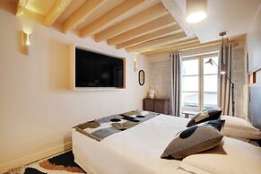 Sublime 3 BDR Renovated by Architect - Bon Marche