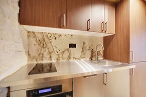 Sublime 3 BDR Renovated by Architect - Bon Marche