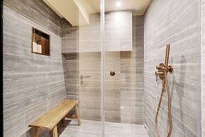 Sublime 3 BDR Renovated by Architect - Bon Marche