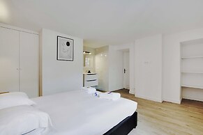 Appartement in the Heart of Paris Opera