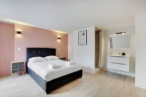 Appartement in the Heart of Paris Opera