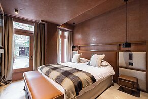 Exceptional Duplex - 6br/12p - Montorgueil