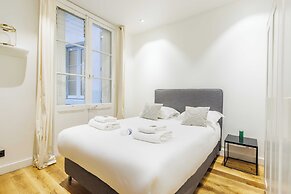 Cosy Apartment - 1br/4p - Near Champs-elysees