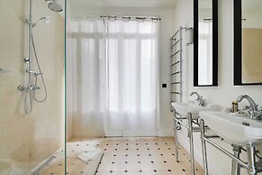 Exceptional Apartment - 3br/8p - Val-de-grace