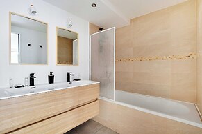 Appartement in the Heart of Paris Opera