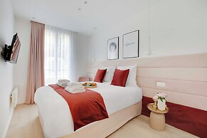 Charming Apartment - 2br/6p - In the Heart of Paris