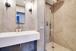 Elegant Apartment - 3br/8p - Arc de Triomphe