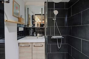 Comfortable Duplex in the Heart of Paris!