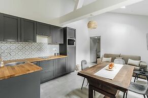 Townhouse With Garden 100m From Place Morny