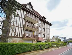 Very Nice Apartment With Balcony - 4p/1br - 600m From the Beach