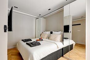 Elegant Apartment With Ac-3br-10p-place des Vosges