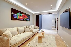 Elegant Apartment With Ac-3br-10p-place des Vosges