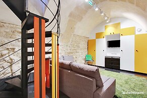 Authentic Apartment - 2br/6p - Le Marais