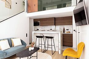 Authentic Apartment - 2br/6p - Place Pigalle