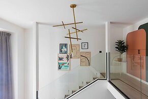 Authentic Apartment - 2br/6p - Place Pigalle