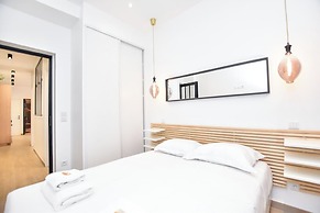 Charming Apartment - 3br/8p - South Pigalle