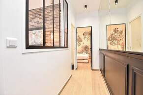 Charming Apartment - 3br/8p - South Pigalle