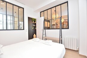Charming Apartment - 3br/8p - South Pigalle