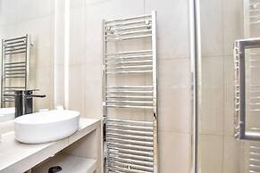 Spacious Apartment - 3br/8p - Pigalle/musee Grevin