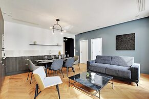 Stunning Apartment - 2br/6p - Madeleine