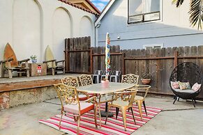 Coast PalmTree Yard 2BR Block from Beach