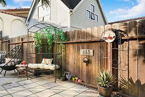 Coast PalmTree Yard 2BR Block from Beach