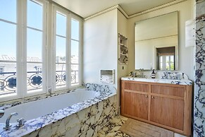 Exceptional Duplex - 4bed/8p - Eiffel Tower View