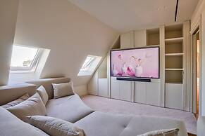 Exceptional Duplex - 4bed/8p - Eiffel Tower View