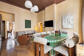 Exclusive Apartment - 5bd/12p - Grands Boulevards