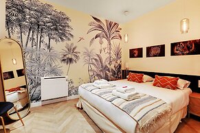 Spacious Apartment - 4br/10p - Place de la Republique