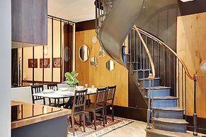 Spacious Apartment - 4br/10p - Place de la Republique