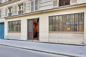 Spacious Apartment - 4br/10p - Place de la Republique