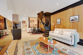 Spacious Apartment - 4br/10p - Place de la Republique