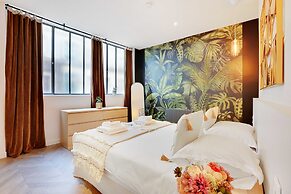 Spacious Apartment - 4br/10p - Place de la Republique