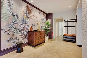 Spacious Apartment - 4br/10p - Place de la Republique