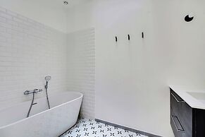Chic Apartment -2br/6p- Oberkampf/republique